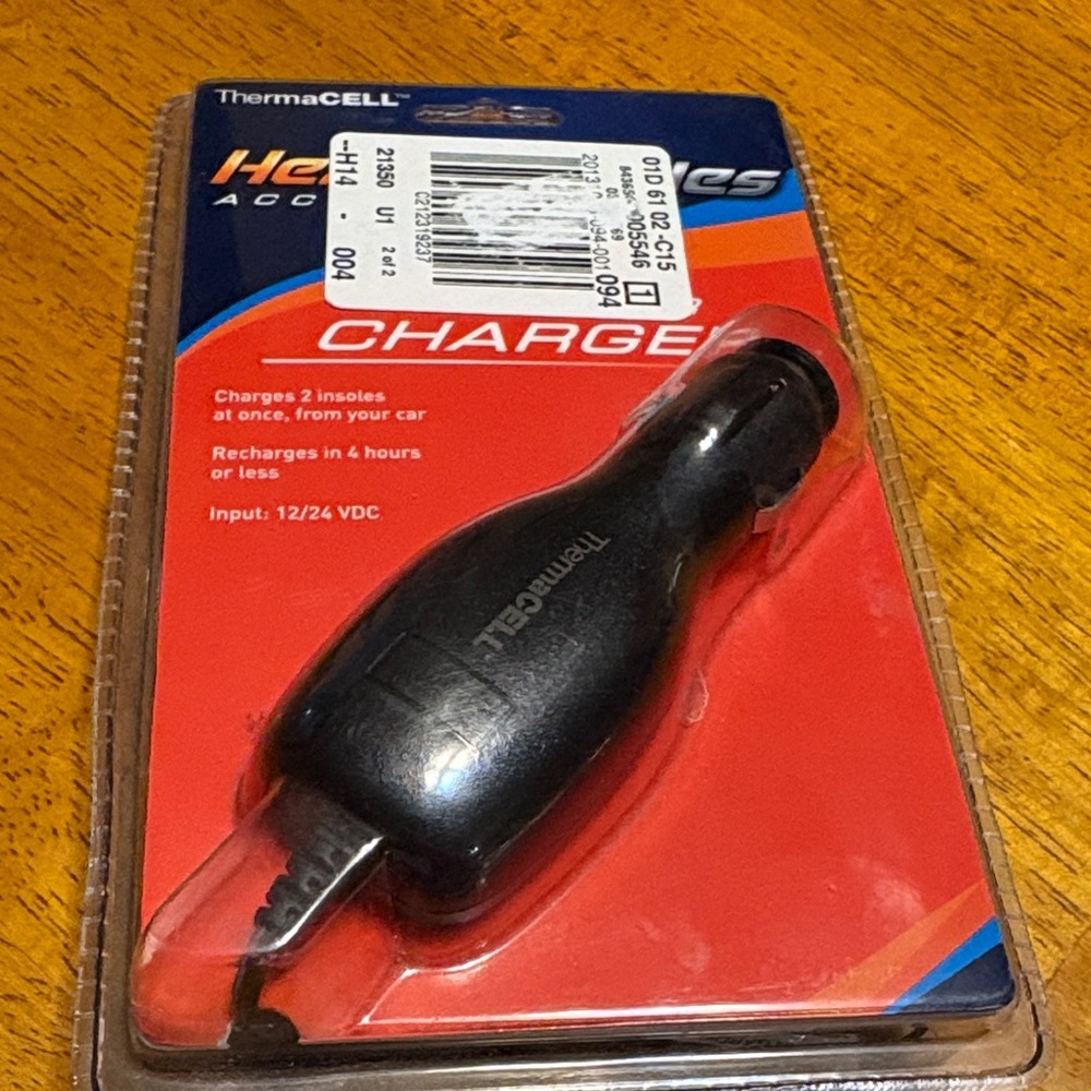 Black Car Charger for thermacell insoles
